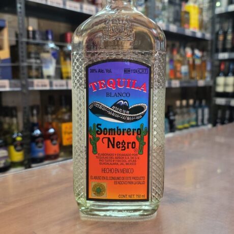 Tequila Blanco Sombrero Negro 750 ml