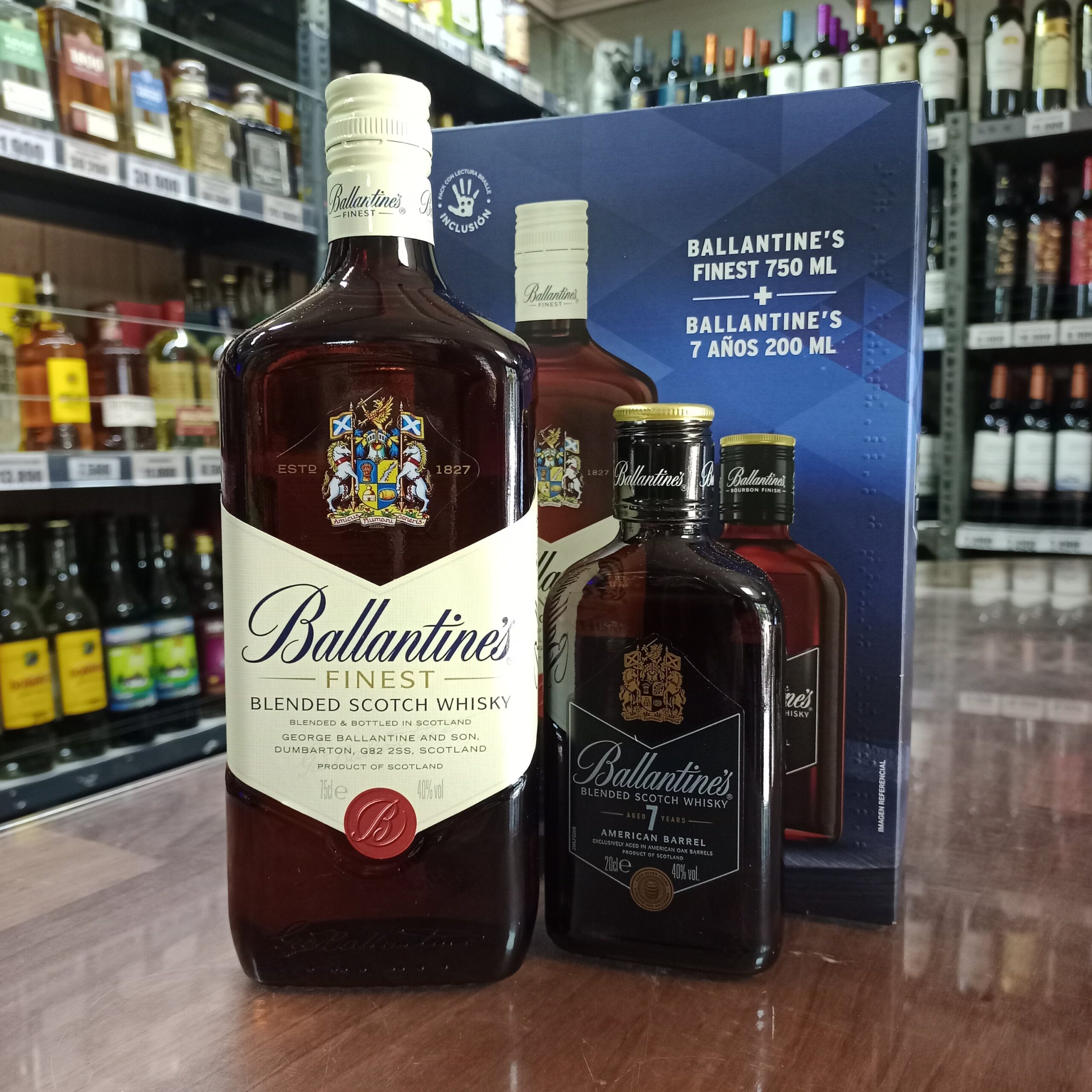 Whisky Ballantine's Finest 750 ml + Ballantine´s Petaca 7 años 200 ml ...