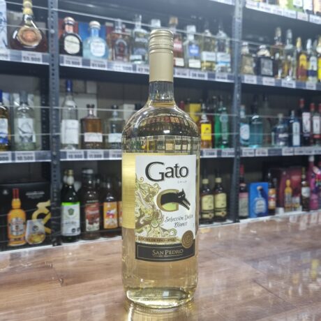 Vino Gato Selección Dulce Blanco 9° botellón 1.5 lt