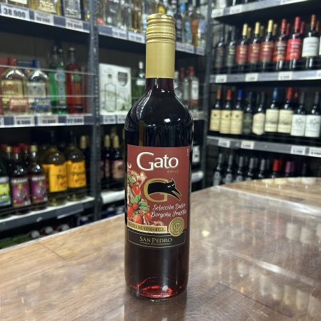 Vino Gato Selección Dulce Borgoña Frutilla 750cc