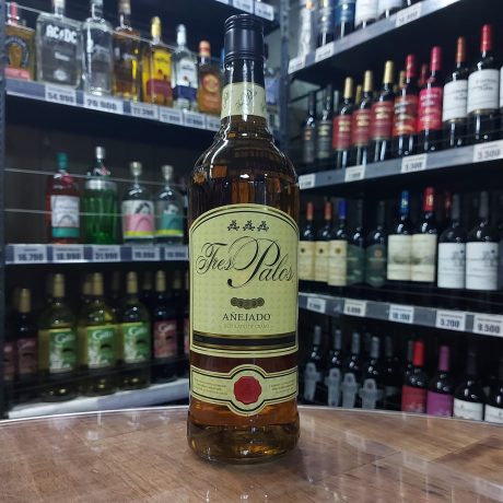 Cognac Tres Palos Añejado 38°G.L. 1Lt